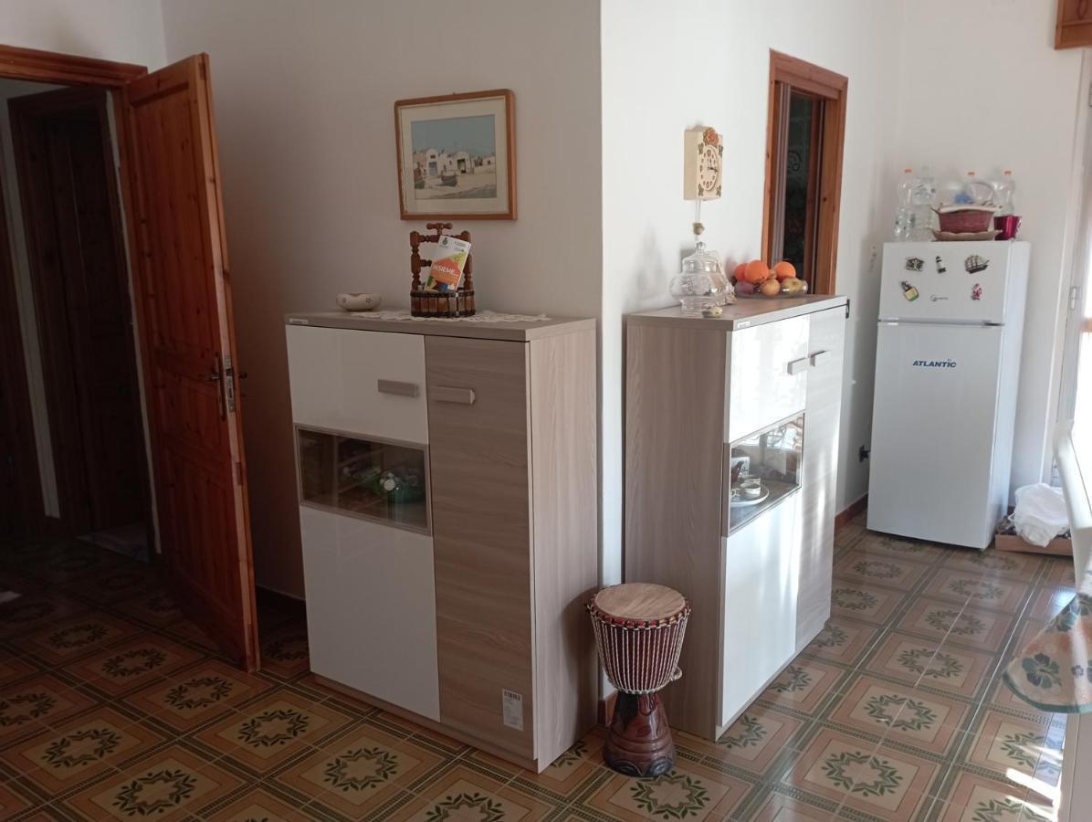 Casa Vacanze Il Carrubo Leporano Exterior foto